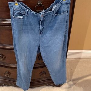 Good American Women's Relaxed Blue Jeans